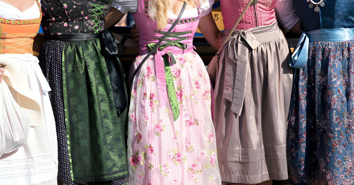 Dirndl Outfit
